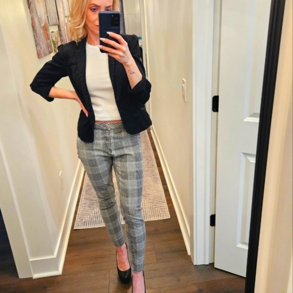 refuge Pants - Refuge Plaid Skinny Pants - Size 8